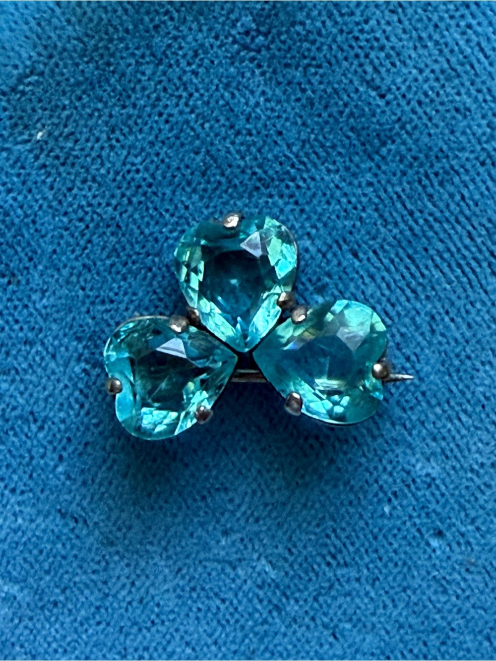 Antique Sterling Silver Glass? Shamrock Small Pin/Brooch - Picture 2 of 11